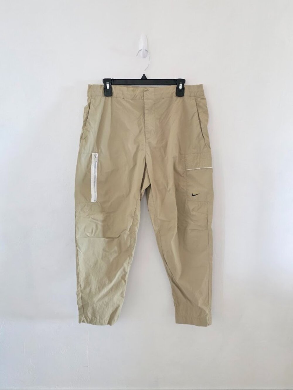 Nike Tech Style Essentials Utility Cargo Jogger Pants cropped/ankle Khaki Sz 34